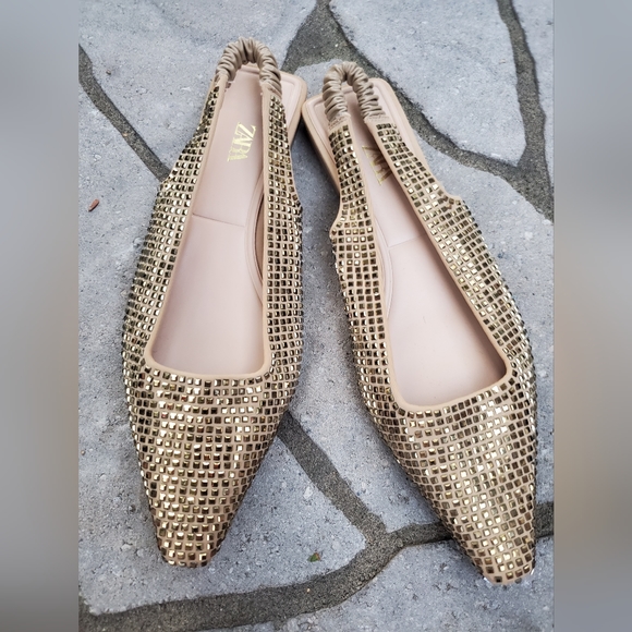 Zara Gold Flats - Picture 1 of 3
